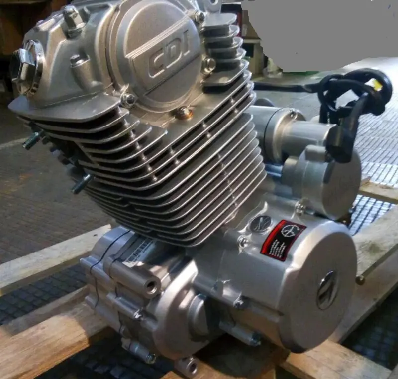 Двигатель 4T CB250 169FMM 250 см³ с балансирным валом