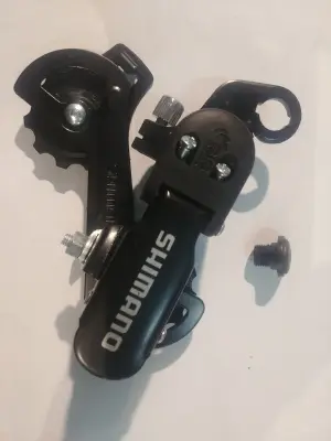 Задній перемикач Shimano Tourney RD-TY21 GS, 6 швидкостей, кронштейнне кріплення