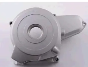 Крышка генератора левая Delta 139FMB KOMATCU