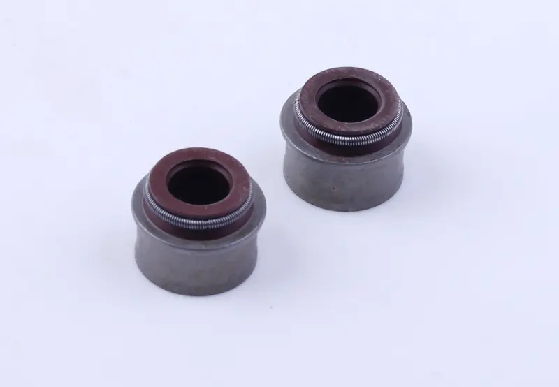 Сальники клапанов для двигателя 186F, 2 шт.
