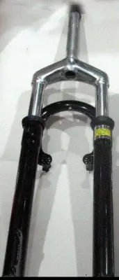 Амортизаційна велосипедна вилка FM 26″ під V-Brake, чорна