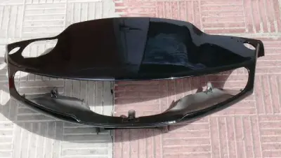 Передняя облицовка руля Honda Dio AF28 под дисковый тормоз, черная