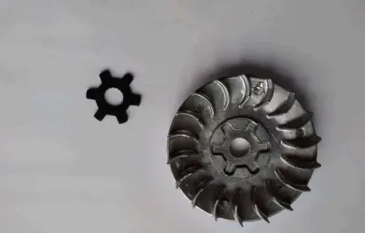 Нерухома щока варіатора DONGXIN d-16 із маточиною для 2T Stels 50/Yamaha JOG 90