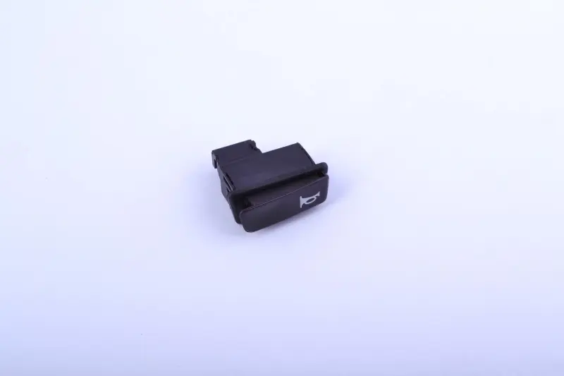 Кнопка сигналу на кермо для скутера 4T GY6 50–150