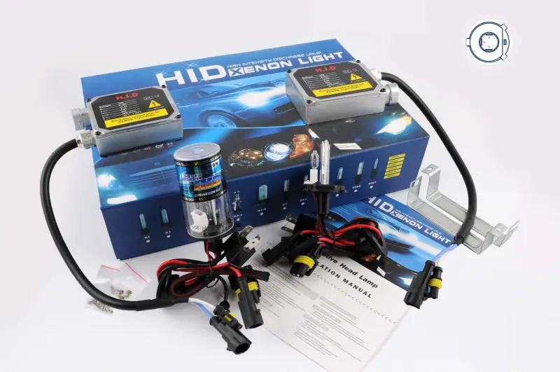Комплект ксенона H4 AC 6000K 35W с галогеном