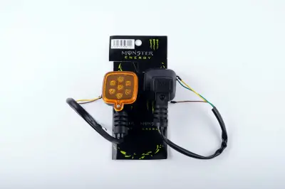 Квадратні світлодіодні покажчики повороту Monster Energy, 7 LED, жовті, пара