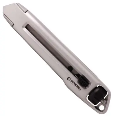 Сегментный нож INTERTOOL HT-0512, 18 мм, металлический, с винтовой фиксацией