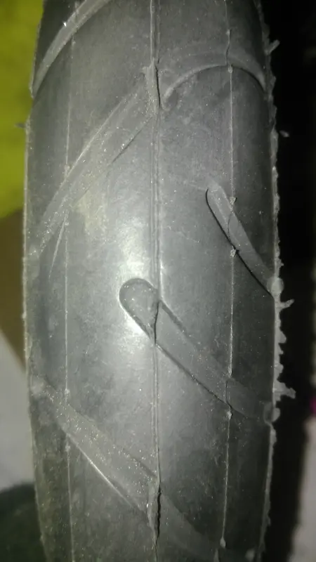 Покрышка для детской коляски Deli Tire SA-266 280×65