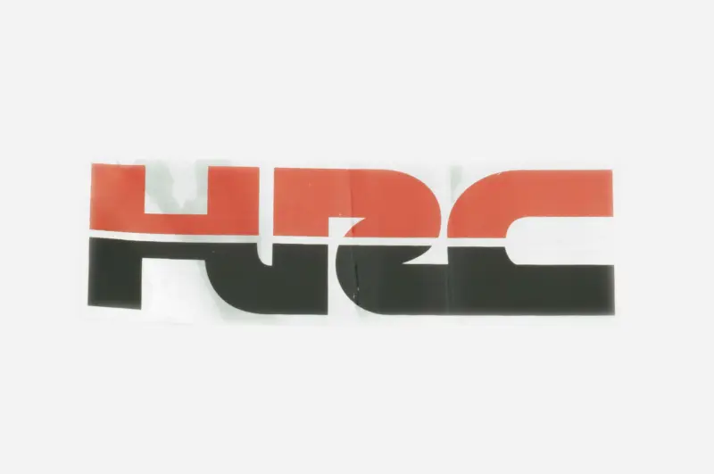 Наліпка з логотипом HRC 18×5 см (#6870)