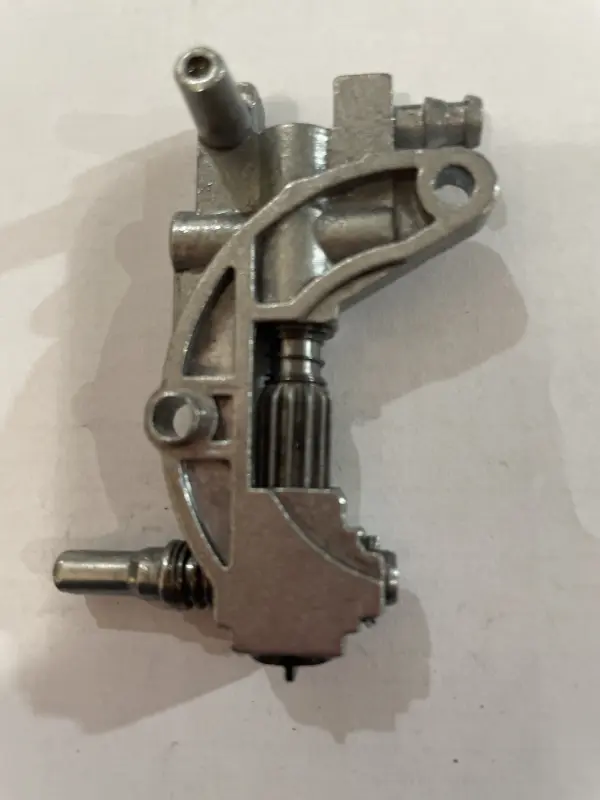 Маслонасос бензопили Goodluck GL 4500/5200 CANFLY