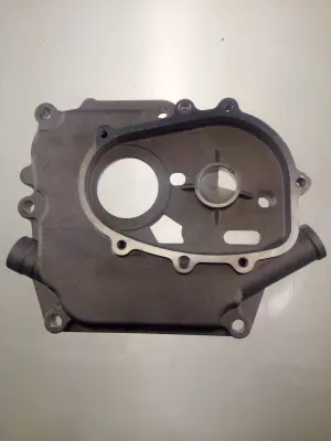 Крышка блока двигателя для понижающего редуктора 168F/170F (6,5/7 л.с.) AMG