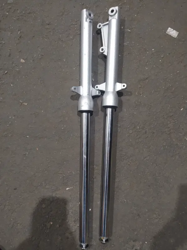 Перья передней вилки Zongshen, Lifan 125/150, под дисковый тормоз, шток Ø31 мм ST