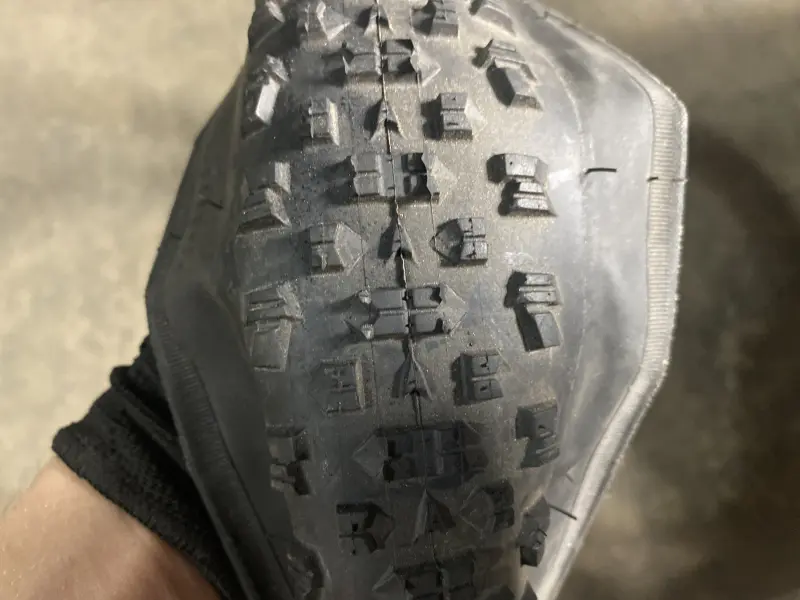 Велосипедна шина Innova 29 × 2,20 IA-2560/IA-2563