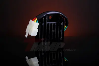 Реле-регулятор заряджання 4T GY6 125/150, 4 дроти