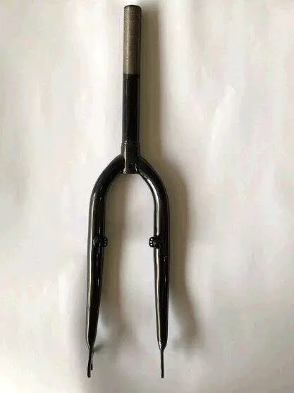 Жорстка велосипедна вилка FM 20″ під V-brake, чорна