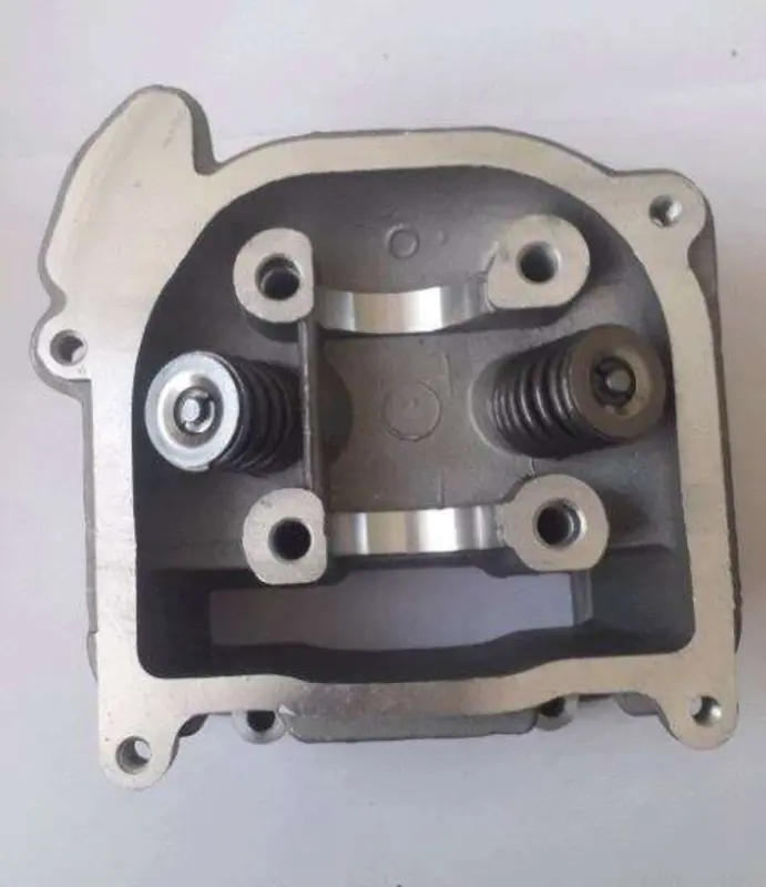 Головка цилиндра SUNY mod:B для 4T GY6 80, Ø47, с клапанами