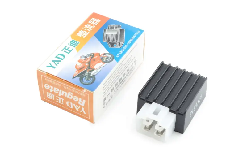 Реле-регулятор заряджання MANLE GY6 50 4T, 4 контакти