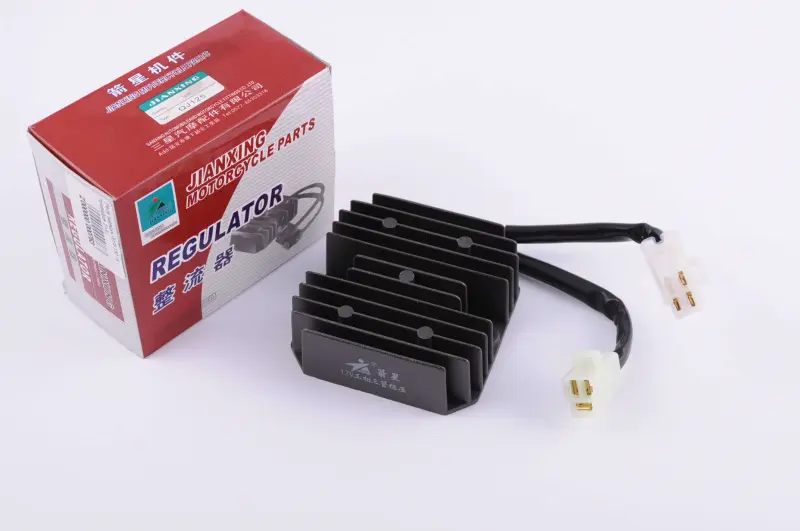 Реле-регулятор зарядки JIANXING для 4T GY6 125/150, 6 проводов 3+3