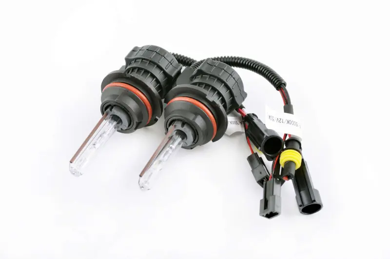 Біксенонові лампи HB1/9004 AMP 12V 50W 6000K, пара