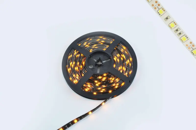 Світлодіодна стрічка SMD 5050 жовта вологостійка, 30 елементів/м, 5 м