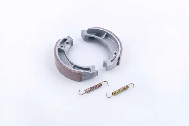 Барабанные тормозные колодки 4T GY6 50–150 для колес 10/12 дюймов