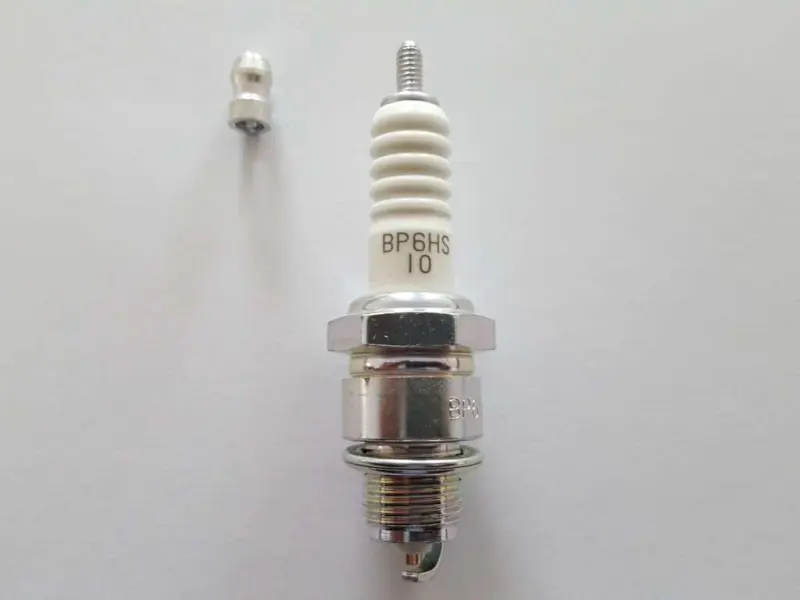 Свічка запалювання BP6HSA MSU