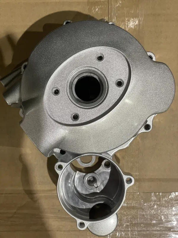 Крышка генератора левая JH 125 (152FMH) под генератор 5+1 ST