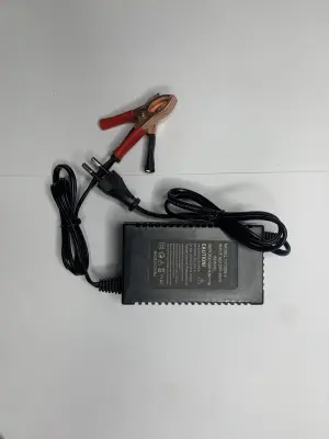 Зарядний пристрій для акумулятора 12 V 5 A GOLD