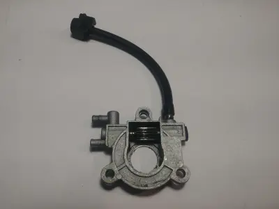 Масляний насос бензопили Goodluck GL 6200 KOSA