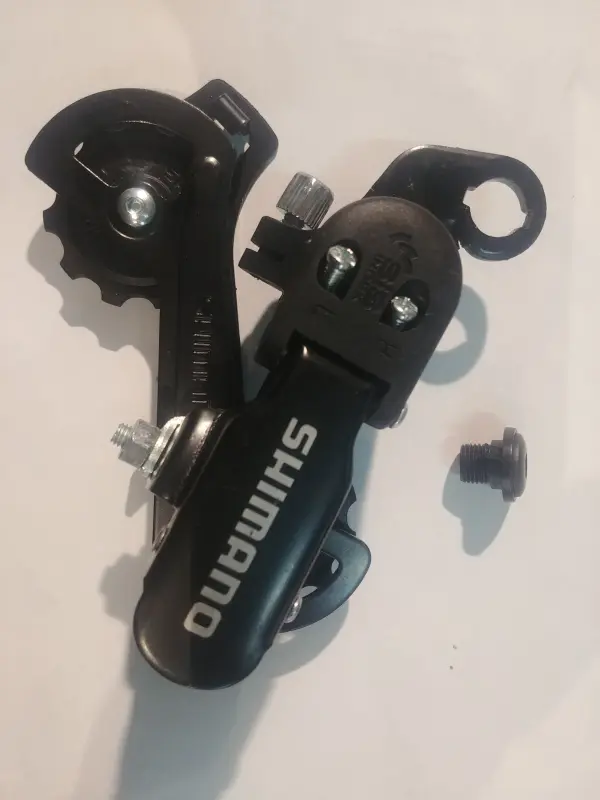 Задній перемикач Shimano Tourney RD-TY21 GS, 6 швидкостей, кронштейнне кріплення