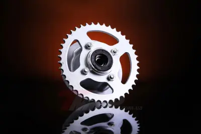 Демпфер заднього колеса Zongshen ZS125J із зіркою 428-43T