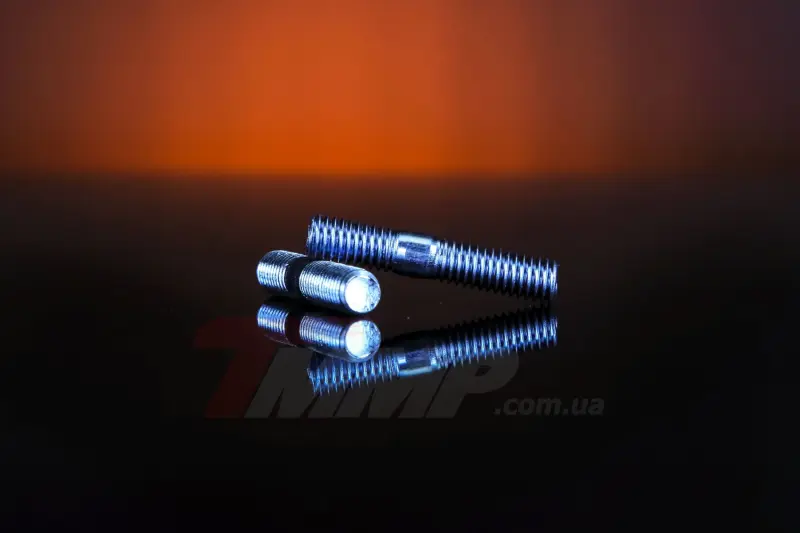 Шпильки глушителя для скутера 4T GY6 50