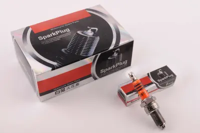 Свічка запалювання D8TC M12×1,25, довжина різьби 19 мм, PLATINUM
