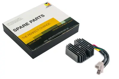 Реле-регулятор заряджання HORZA 4T GY6 125/150, 7 дротів (4+3)