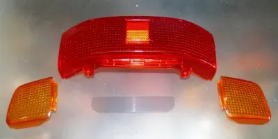 Стекла стоп-сигнала и поворотов Honda Lead AF20