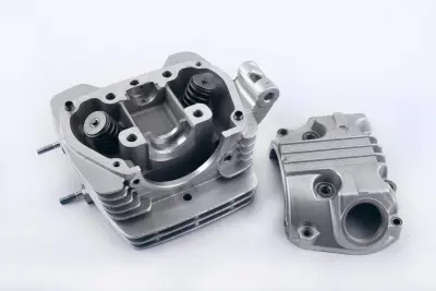 Головка цилиндра 4T CB150 с клапанами и крышкой JING