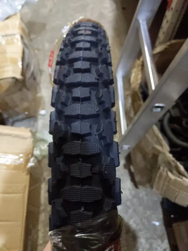 Мотошина 3.00-18 TT FLUEPLAT LTK вездеходная шиповка