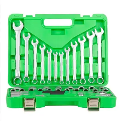 Набор инструментов INTERTOOL, 38 предметов, 1/2″ в кейсе