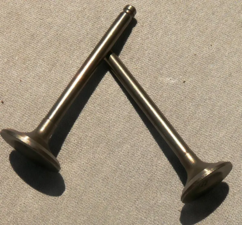 Клапани (пара, голі) 4T GY6 80, довжина 65 мм, VDK