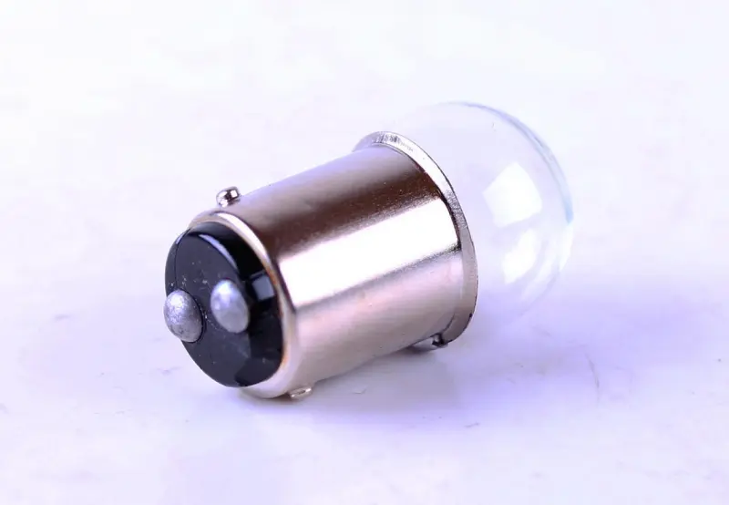 Лампа S25 двухконтактная 12V 21W/5W для стоп-сигнала и габарита AMG-3