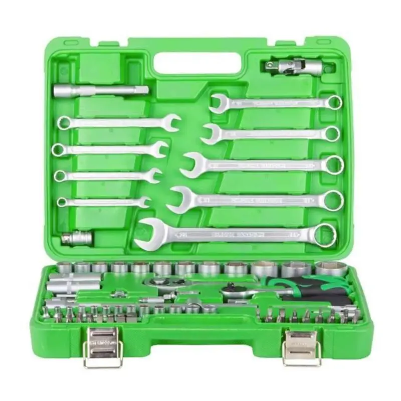 Набор инструментов 1/2" и 1/4", 82 предмета, INTERTOOL