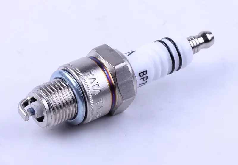 Свічка запалювання E6TC M14x1,25 12,7 мм (аналог NGK BP6HS)