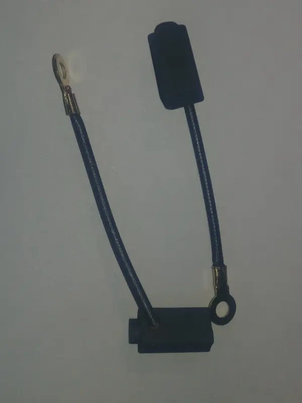 Щетки генератора ИЖ 6V VDK, комплект 2 шт.