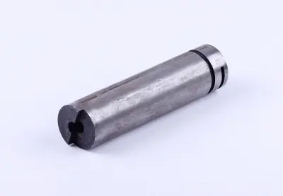 Вал промежуточной шестерни ВОМ DongFeng 244/240 L-139mm AMG