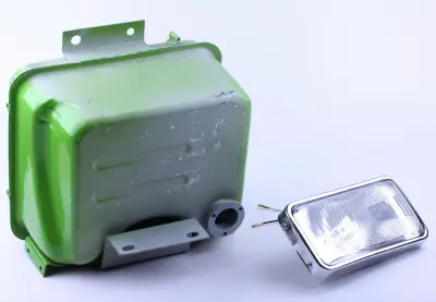 Бак топливный с фарой для мотоблока 195N (12 л.с., дизель)