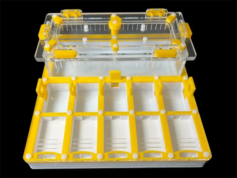 Муравьиная ферма ANTMART Grid Yellow 200х200, вариант А, PETG и гипс Г-23
