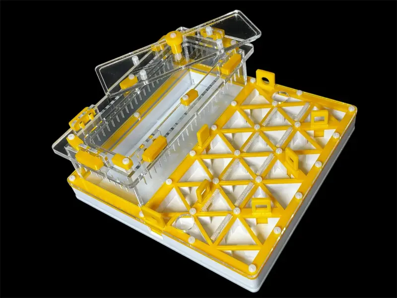 Муравьиная ферма ANTMART Trigon Yellow Б 200×200 мм со сплошным гипсом Г23