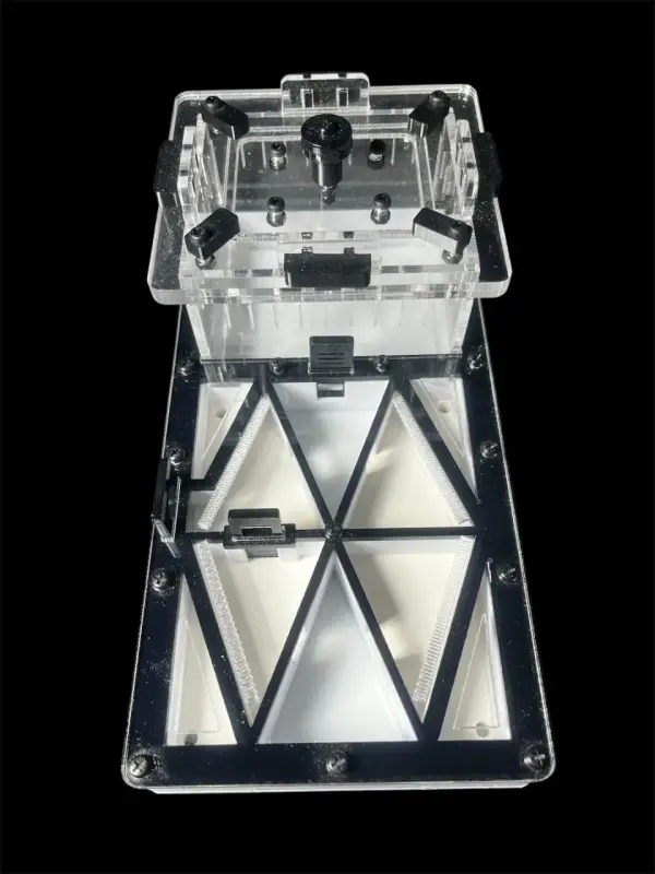 Муравьиная ферма ANTMART Flow Black 220x110, вариант А