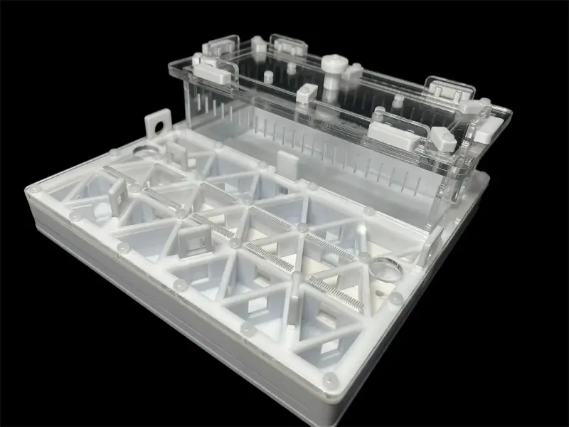 Муравьиная ферма ANTMART Trigon White А 200×200 мм, частичный гипс Г23
