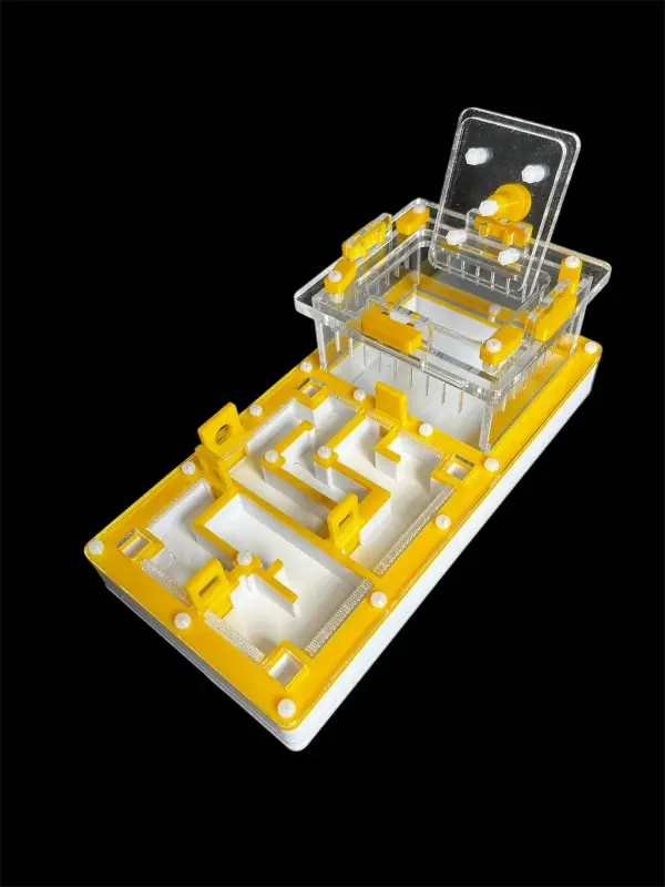Муравьиная ферма ANTMART Labyrinth Yellow 220x110, вариант Б
